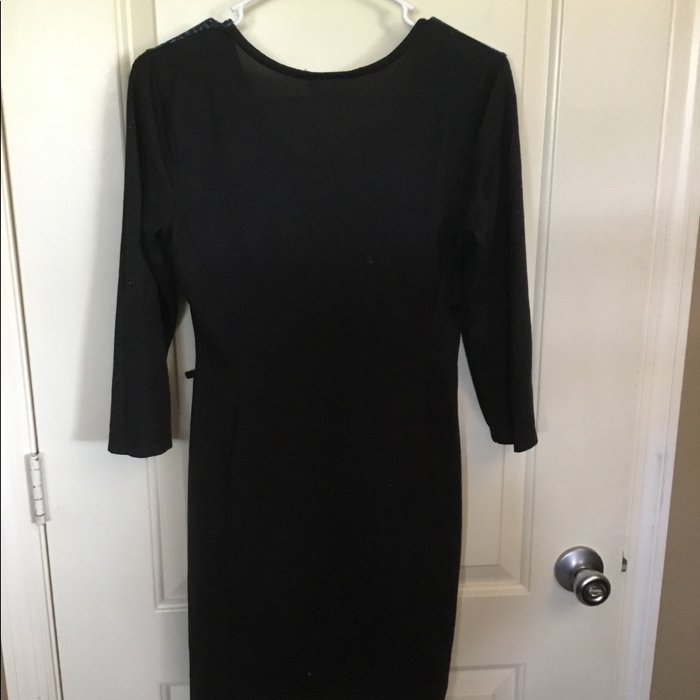 Dress - Picture 2 of 2